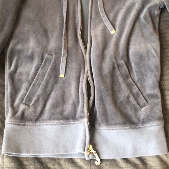 Juicy couture zip up - Picture 3 of 3